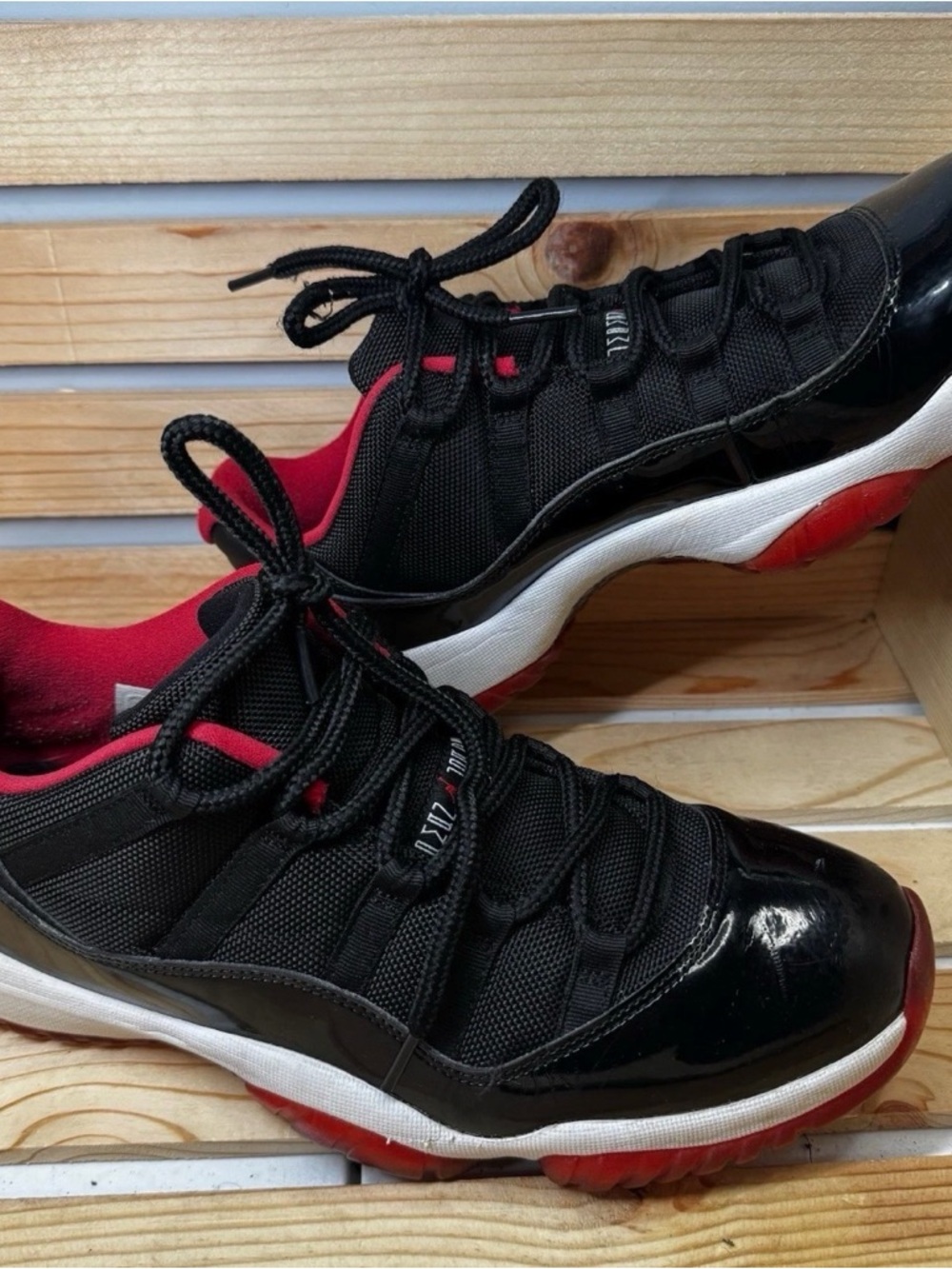 Air Jordan Retro 11 Low Bred 2015 Sneakers Shoes [528895-012] Men's Size 10.5